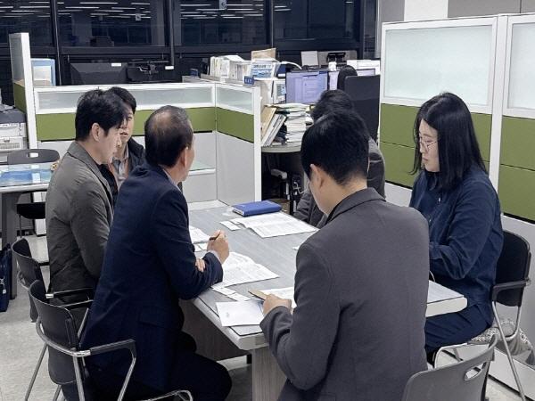 -포항시는 최근 해양수산부를 방문해 해양수산 분야 주요 현안사업 추진을 위한 국비 지원을 건의했다 사진 포항시