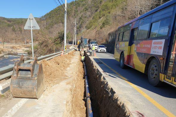 -예천군 30년 이상 노후 수도관 연차적 전면 교체 추진 2031년까지 966억 원 투입 양질의 수돗물 공급 및 주민 보건 향상 기대 사진 예천군