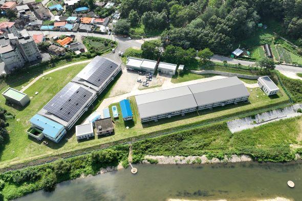 -사업은 2단계로 나누어 추진되며 1단계는 예천읍 용문면 감천면 일원에 508억 원을 투입해 노후 상수관 92km를 2030년까지 교체하는 사업으로 현재 실시설계 용역을 진행 중이다 사진 예천군