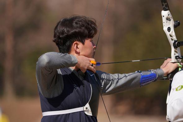-김제덕 2026년 양궁 국가대표 최종 선발 3차 선발전 1위 치열한 경쟁 속 흔들림 없는 기량 발휘 대한민국 대표 궁사 입증 사진 예천군