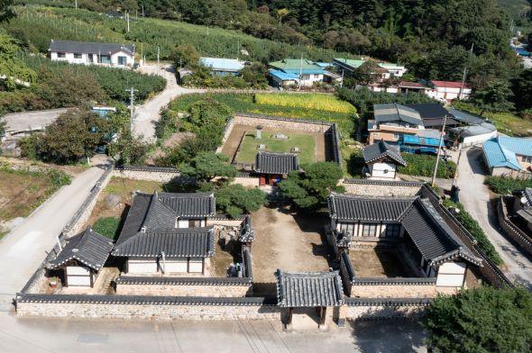 -영주시는 시는 신단의 역사성과 상징성을 보존하면서 시민과 방문객이 함께 향유할 수 있는 역사문화 공간으로 조성하기 위해 이번 사업을 추진하고 있다 사진 영주시