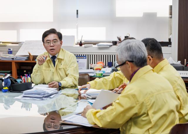 [NSP PHOTO]서울 강서구 에너지 절약 대응 강화차량 5부제유류 점검 추진