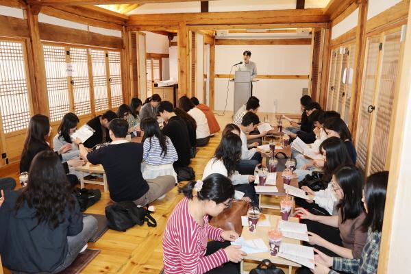 -대구 중구는 직원의 창의적인 아이디어를 기반으로 지속 가능한 행정 혁신 체계를 구축하기 위한 혁신사업 발굴 운영 계획을 수립하고 4월부터 연중 추진한다 사진 대구시 중구