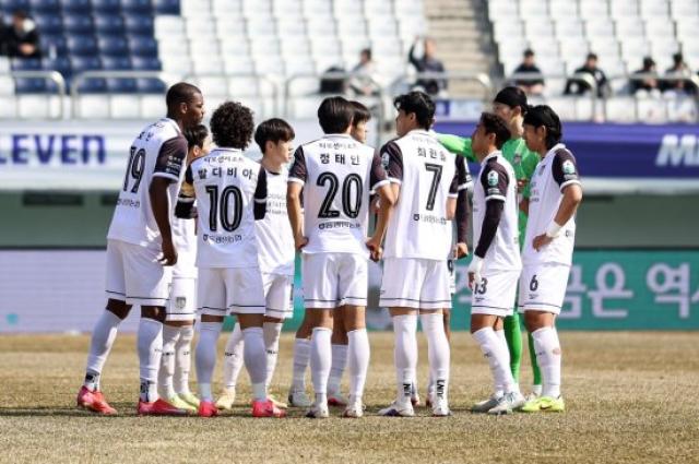 [NSP PHOTO]전남드래곤즈 5R 천안 원정서 필승 다짐위기 후 반등