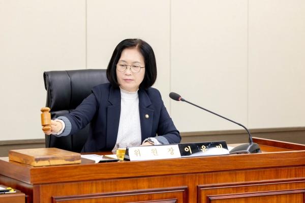 -이윤미 위원장 사진 용인특례시의회