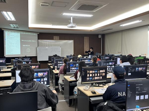 -동국대학교 WISE캠퍼스 대학일자리플러스센터가 지난 28일부터 29일까지 2일간 교내 원효관에서 재학생 및 지역 청년을 대상으로 문화콘텐츠 직무기초ACP-Photoshop 취득과정를 운영했다 사진 동국대WISE캠퍼스