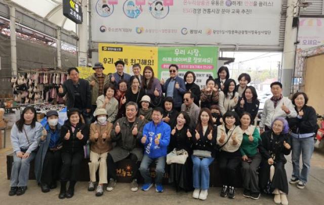 [NSP PHOTO]배우 이원종 후원회장 광양 전통시장 찾아 박성현 예비후보 지원