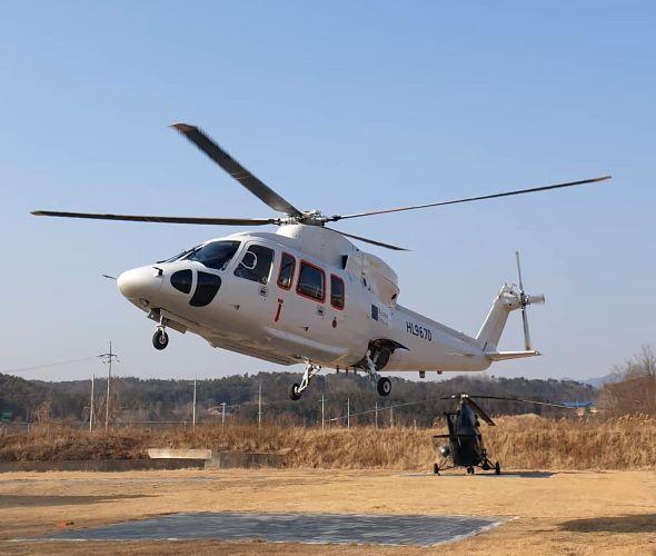 -시는 산불 감시 및 초동 진화를 위한 산불진화헬기를 상시 배치하고 산불감시탑29개소과 무인감시카메라21개소 35대를 이용한 감시체계를 강화하는 한편 각 마을에서는 앰프 방송과 차량을 이용한 가두 방송을 집중적으로 실시해 시민의 경각심을 높일 계획이다 사진 안동시