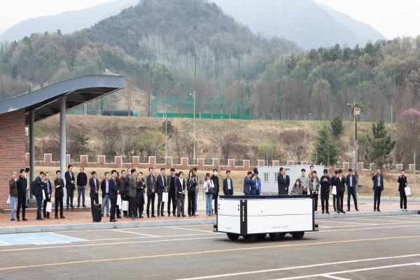 -로봇 시연회 모습 사진 계명대학교