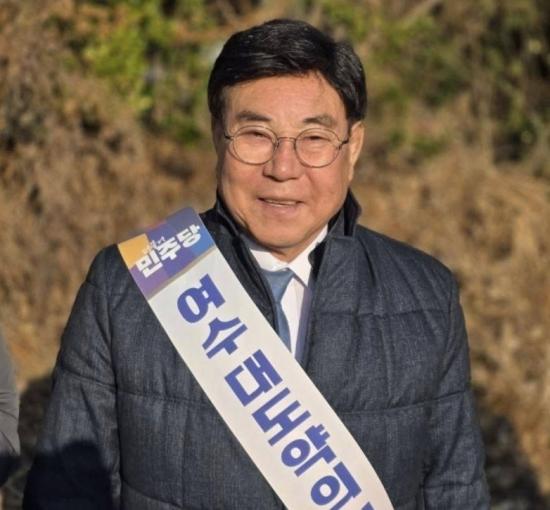-김영규 여수시장 후보가 여수형 미래전략 민간전문가위원회를 운영하고 핵심 공약과 현안을 관리하는 전략실행지원체계를 구축한다 사진 김영규 후보