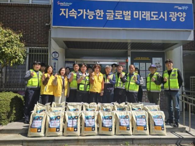 [NSP PHOTO]광양 금호자율방범대 희망의 쌀 백미 배부 봉사활동 전개