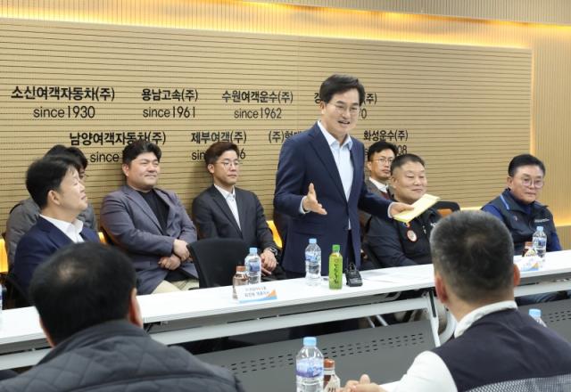 [NSP PHOTO]김동연 경기지사 후보 2027년까지 시내버스 공공 관리제 전면 전환노동자 처우 개선 추진
