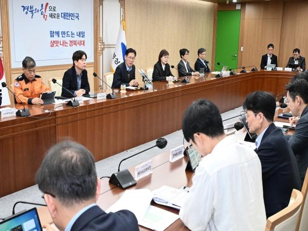 -경상북도는 7일 황명석 경상북도지사 권한대행 행정부지사 주재로 중동 상황 대응 분야별 추진 상황 점검회의를 열었다 사진 경상북도