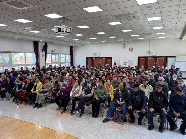 -구미시는 7일 노인종합복지관 대강당에서 대한노인회구미시지회 주관으로 제31기 노인대학 입학식을 개최했다 사진 구미시