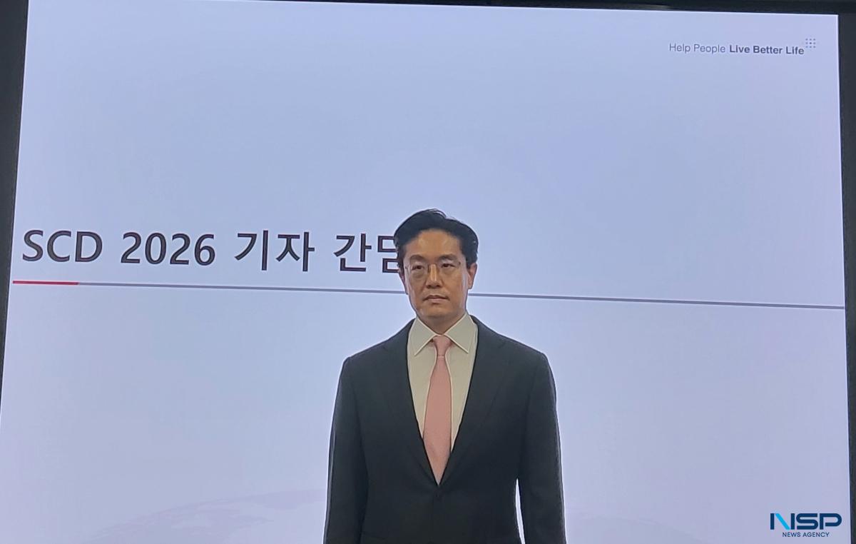 -전인석 삼천당제약 대표가 지난 6일 오후 서울 서초구 삼천당제약 본사에서 열린 기자간담회에 참석해 발언하고 있다 사진 정송이 기자