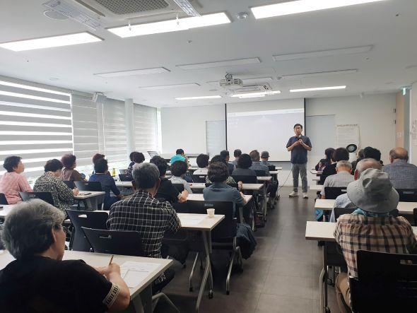 -영주의 역사와 인물 선비정신 K-의학을 아우르는 강좌와 함께 시민의 흥미와 참여를 높일 다채로운 체험이 이어진다 사진 영주시