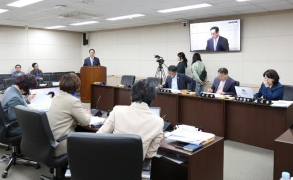 -김호성 여수문화재단 대표이사 후보자에 대한 여수시의회 인사청문회가 열렸다