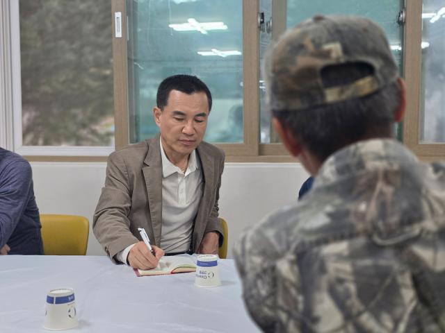 [NSP NEWS Image]63지방선거김진태 국힘 강원도지사 후보 춘천 마을회관서 숙박하며 민생 행보 이어가