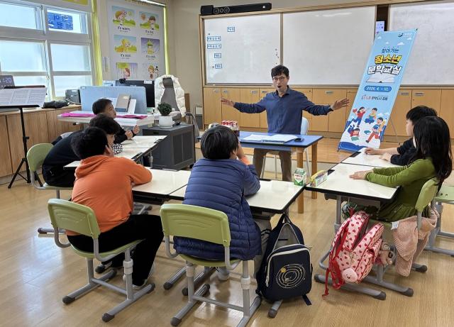 [NSP NEWS Image]장흥군 찾아가는 청소년 문학교실 운영