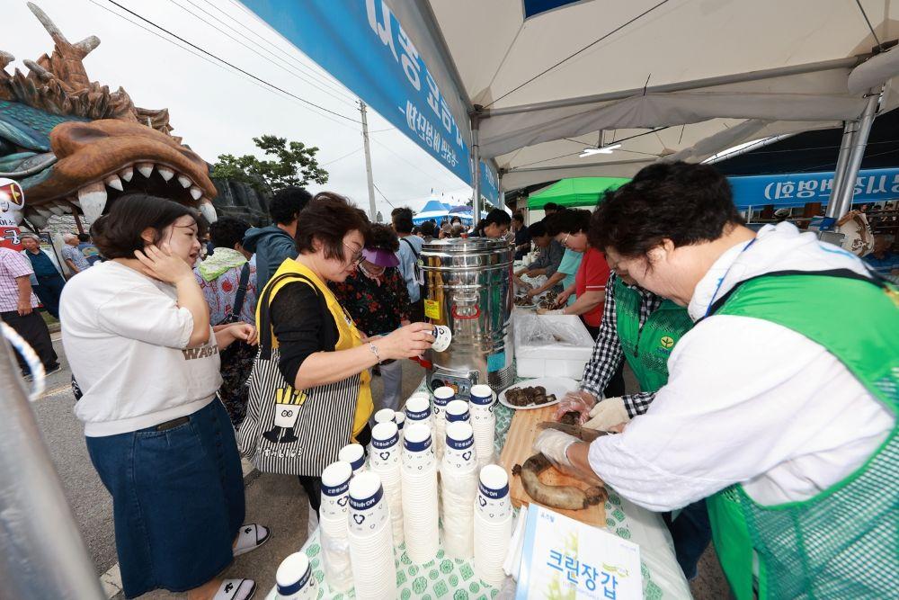 -용궁순대 제대로 맛볼 시간 2026 예천 용궁순대축제 오는 25일26일 2일간 용궁역 일원 개최 MZ 취향 저격 용궁미식컵 첫선 회룡포 봄나들이 축제와 연계해 먹거리볼거리즐길 거리 가득한 봄 축제 완성 사진 예천군