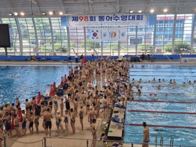 [NSP NEWS Image]김천시 제98회 동아수영대회 성료다양한 연령층 참가