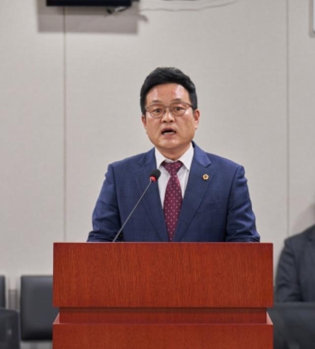 [NSP NEWS Image]이학수 경기도의원의 평택호 태양광 사업 개정 건의안 상임위 통과