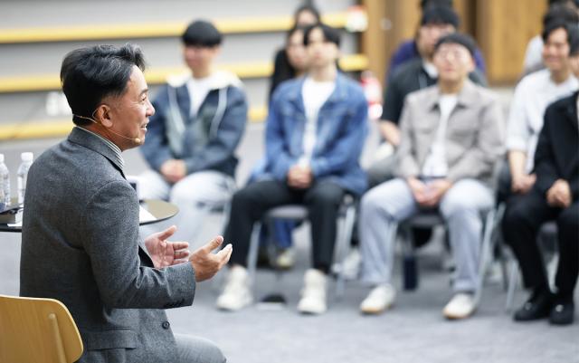 [NSP NEWS Image]엔씨 김택진 대표 통찰력 뒷받침돼야 AI 시대에 경쟁력 가질 것