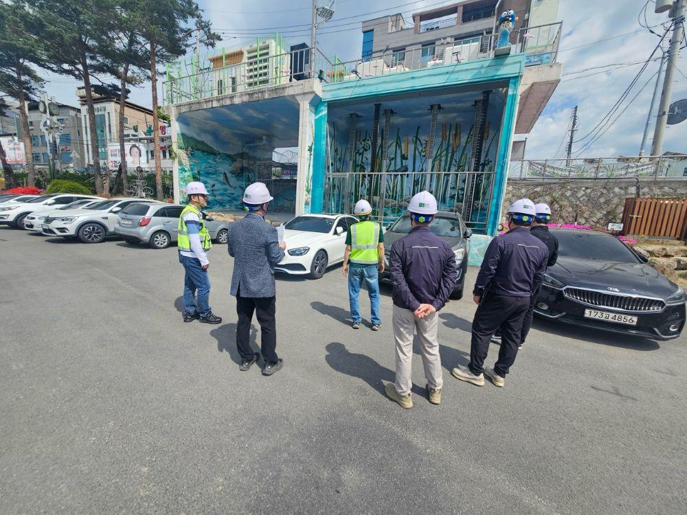 -봉화군 우수기 집중호우 대비 배수빗물펌프장 등 7개소 합동점검 실시 사전 예방으로 군민 안전 지킨다 사진 봉화군