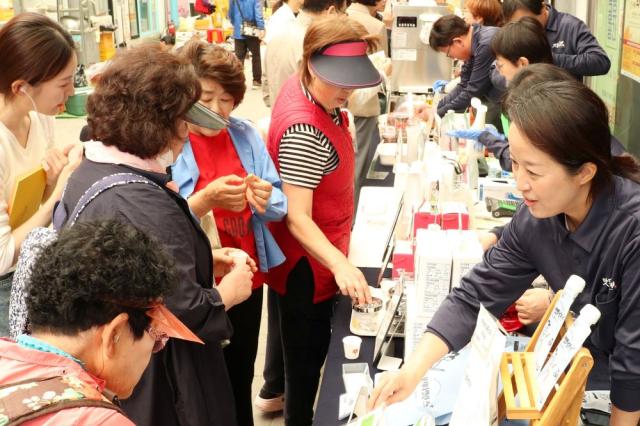 [NSP NEWS Image]예천문화관광재단 문화장날 시장와락樂 첫 선보여