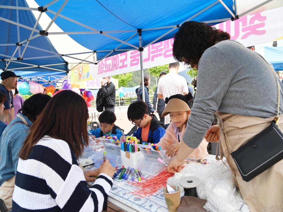 -청송군은 5월 5일 어린이날을 맞아 제36회 어린이날 대축제를 청송아지트 일원에서 개최한다 사진 청송군