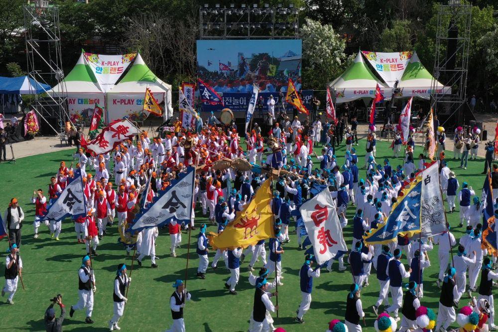 -안동차전장군 노국공주 축제 전통과 현대 동아시아가 하나로 글로벌 축제 열린다 왕건의 비밀기지부터 7080 전시까지 온 가족 위한 체험 가득 사진 안동시