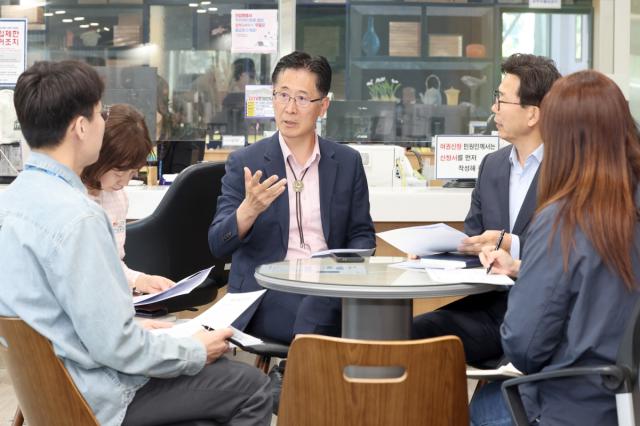 [NSP NEWS Image]경북도 권한대행 주재 민원 서비스 향상 위한 현장 소통 간담회 개최