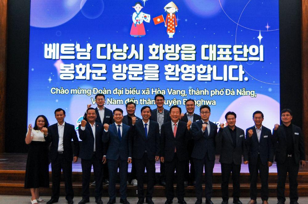 -이번 회담에서 양 기관은 외국인 계절근로자의 근무환경, 현장 관리, 농가 애로사항 등 사업 운영 전반에 대한 의견을 심도 있게 나눴으며 안정적인 인력 수급과 근로자 보호를 위한 구
