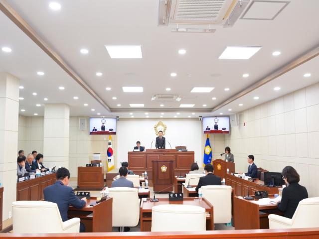 [NSP NEWS Image]영덕군의회, 민생 안정을 위한 추경 6254억원 의결