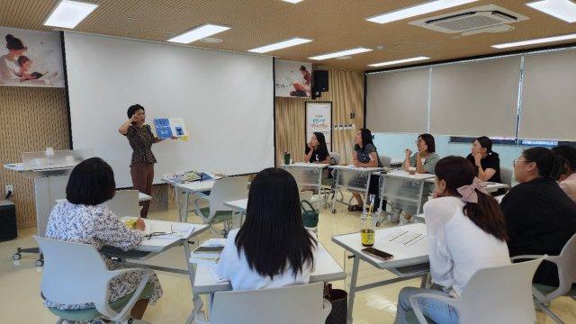 [NSP NEWS Image]광양광영도서관, 영어 특화서비스 확대...영어원서 부담 낮춘다