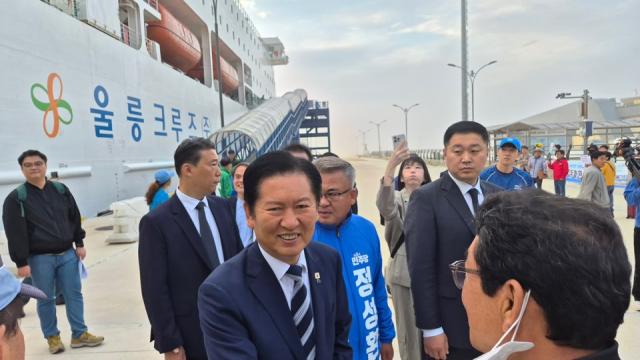 [NSP NEWS Image][선거구도체크] 정청래 민주당 대표, 여당대표로는 첫 울릉 방문