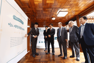 [NSP NEWS Image]우원식 국회의장, 역대 국회의장과 제헌회관 방문