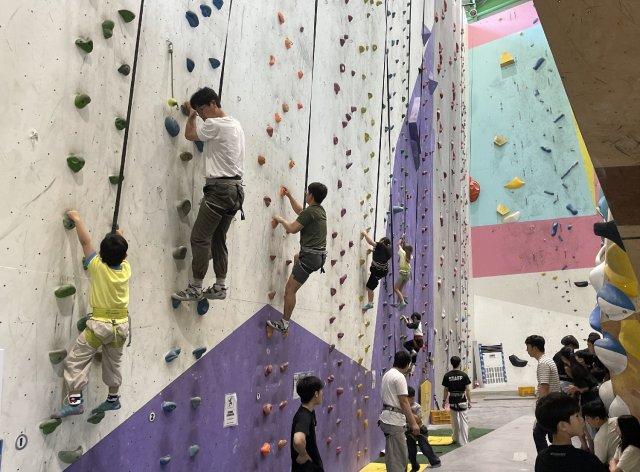 [NSP NEWS Image]광양시가족센터, ‘아빠랑 클라이밍’ 운영… 가족 돌봄문화 확산