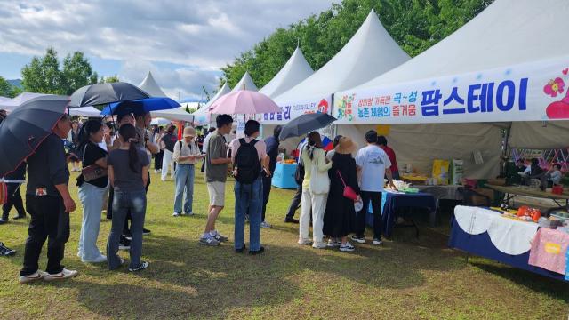 [NSP NEWS Image]곡성군 “장미축제 보고, 농촌 여행 떠나요”