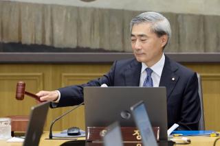 [NSP NEWS Image]“물가·환율·집값 다 뛰는데”…한은, 기준금리 8연속 동결
