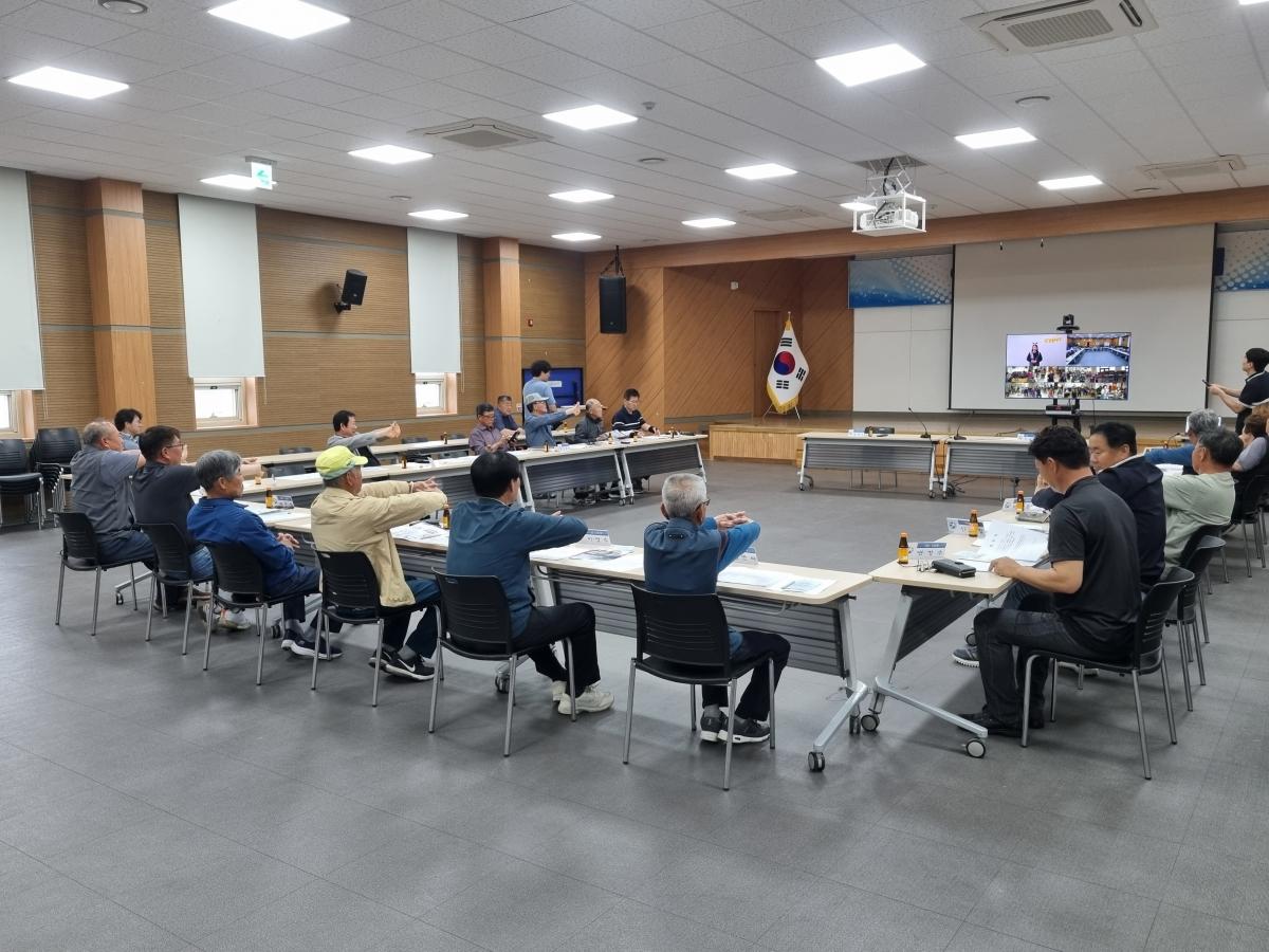 -칠곡군은 군민의 정주여건 개선과 생활서비스 확충을 위해 추진 중인 ‘농촌중심지활성화사업(북삼읍)’ 및 ‘기초생활거점조성사업(기산면, 가산면)’의 일환으로 추진한 ‘ICT 시스템 구