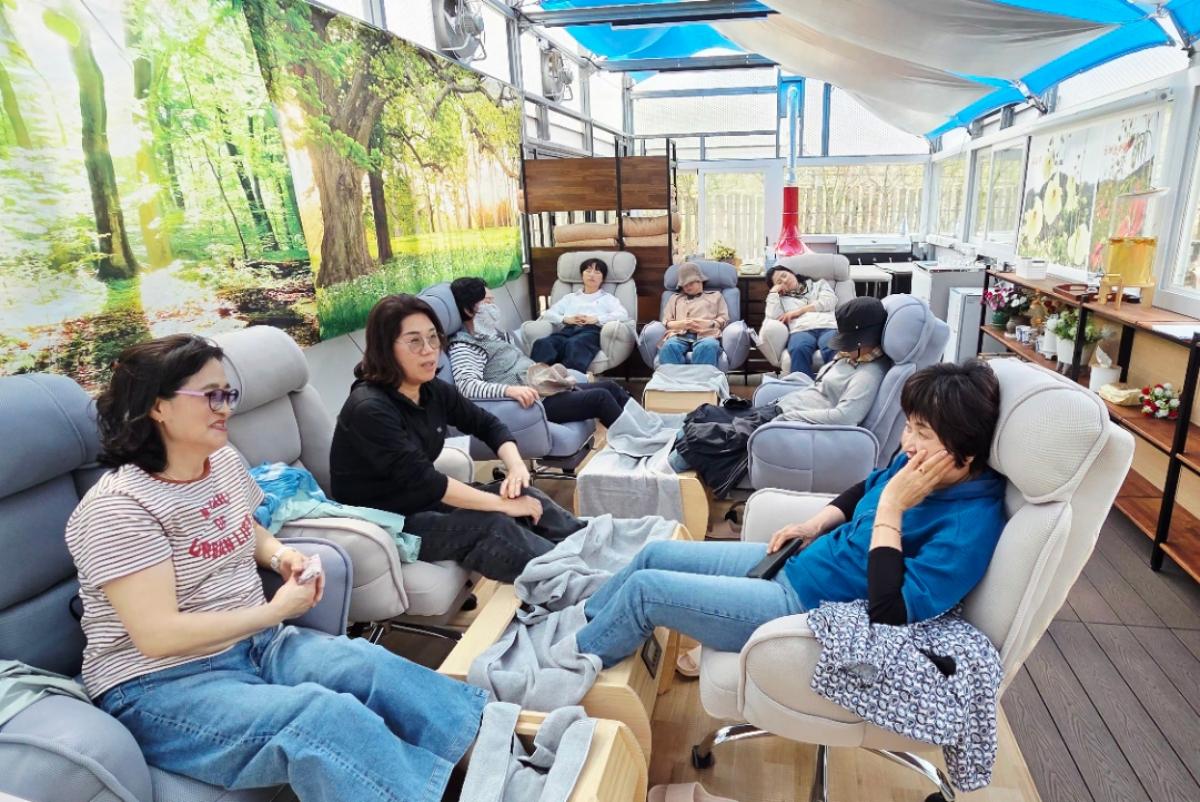 -청송군 안덕면 신성리에 위치한 치유농장 ‘고마움’이 농촌진흥청이 지정하는 ‘우수 치유농업시설 품질인증’을 획득하며 지역 치유농업의 우수성을 널리 알리고 있다. (사진 = 청송군)