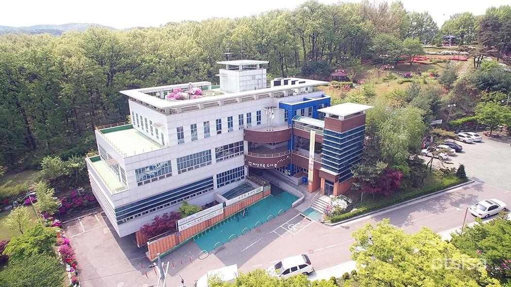 -평택시 지산초록도서관 전경. (사진 = 평택시)