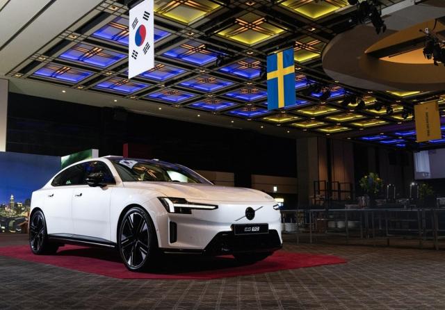 [NSP NEWS Image]볼보자동차코리아, 스웨덴의 날 ‘ES90’ 국내 공개