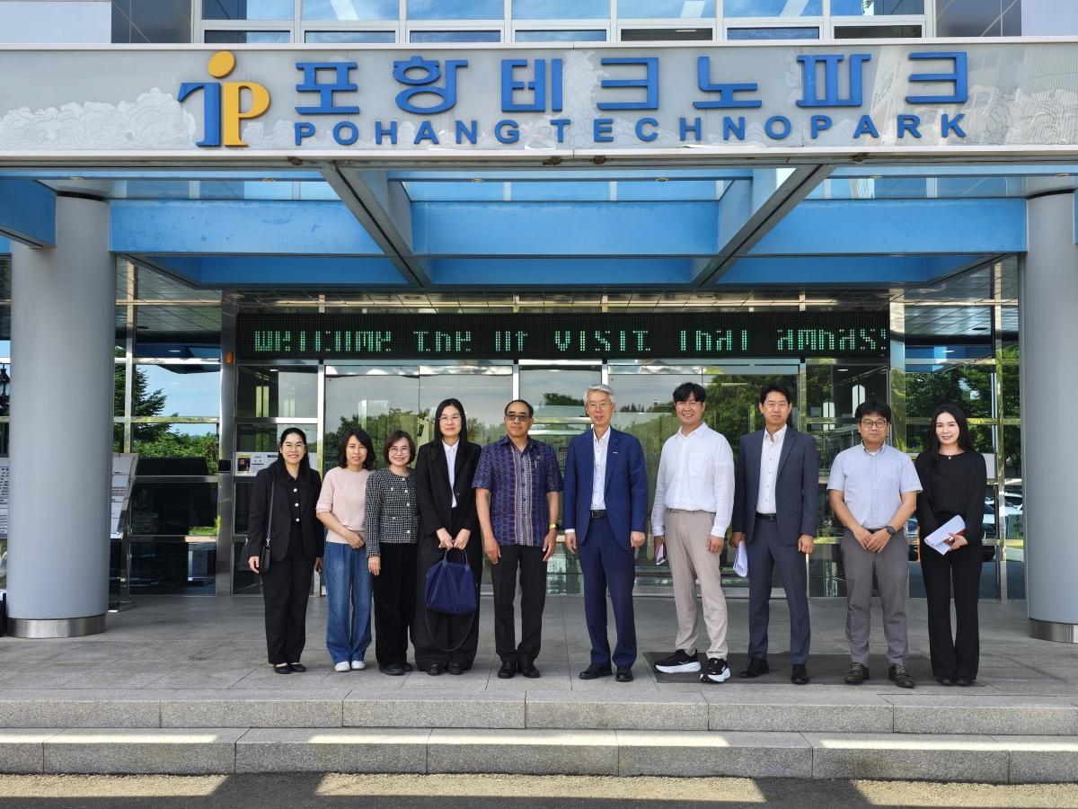 -포항테크노파크는 지난 5일 타니 쌩랏(Tanee Sangrat) 주한태국대사 일행이 포항TP를 방문해 양국 간 스타트업 협력과 글로벌 교류 확대 방안을 논의했다고 밝혔다. (사진