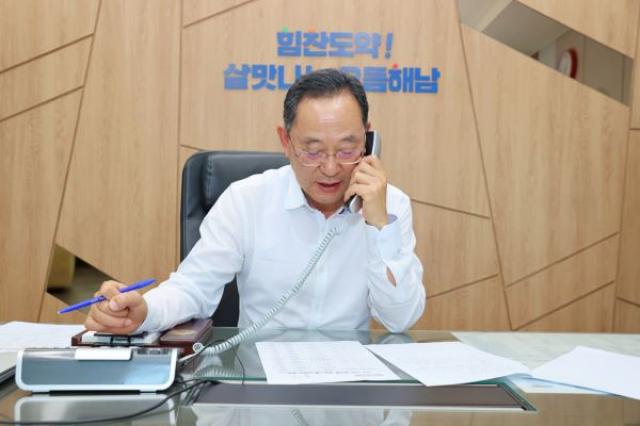 [NSP NEWS Image]명현관 해남군수,민원인 대상 직접 전화 현장목소리 군정 반영, 신뢰와 소통 청렴행정 체감  해피콜‘눈길’