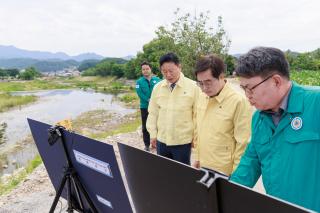 [NSP NEWS Image]김동연 경기지사, 가평 십이탄천 재해복구 현장 점검…장마철 대비 총력