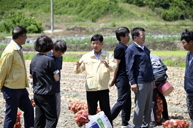 [NSP NEWS Image]장수군, 양파 재배 전 과정 기계화 ‘속도’