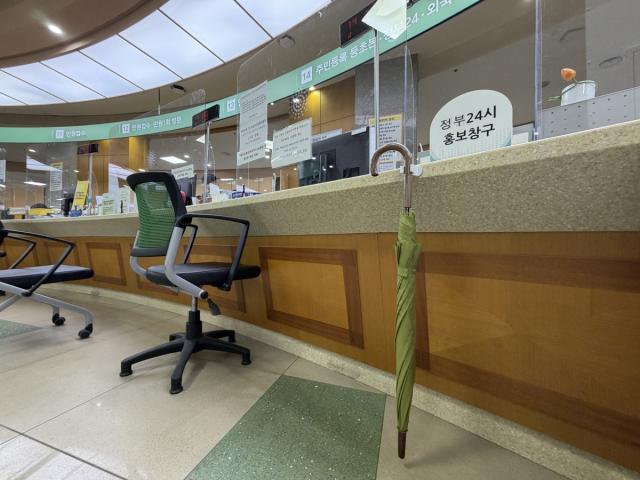[NSP NEWS Image]광명시, 종합민원실 ‘모두를 위한 열린 공간’ 새단장…문턱 대폭 낮춰
