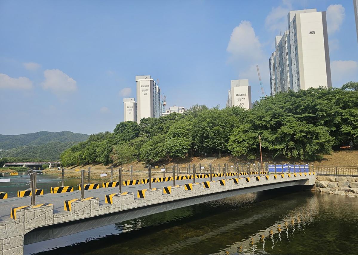 -성남시 탄천 ‘구미 보도교’ 전경. (사진 = 성남시)